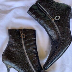 Donald J Pliner Italian leather Luxury Boot